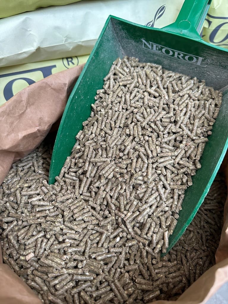 KRÓLIK UNIWERSALNY, Pasza dla królików, GRANULAT 15KG, Neorol