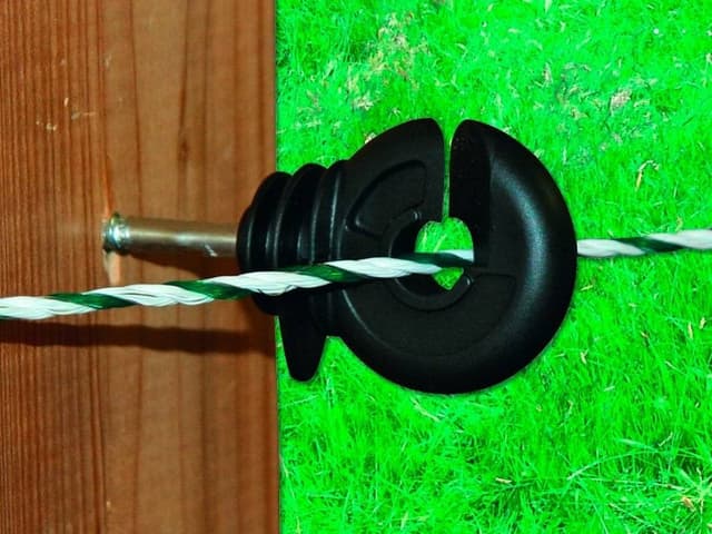 Izolator do drutu i plecionek CLASSIC 100 szt. z pokrętłem KERBL