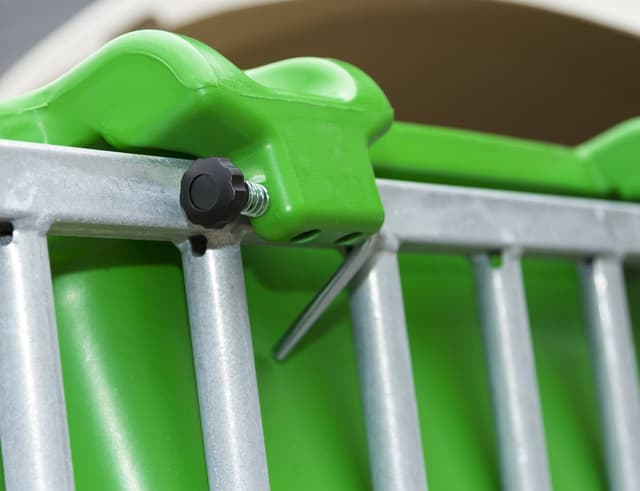 Poidło dla cieląt z zaworami i gumowymi smoczkami , "Multi Feeder", Can Agri