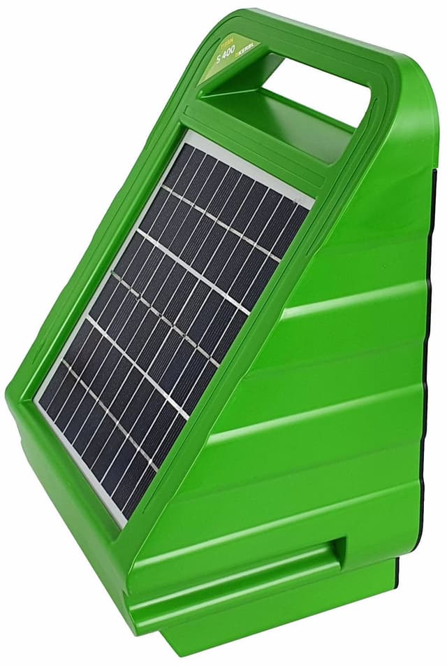 Elektryzator solarny TITAN S 400 dla koni i bydła 0,40 J Kerbl