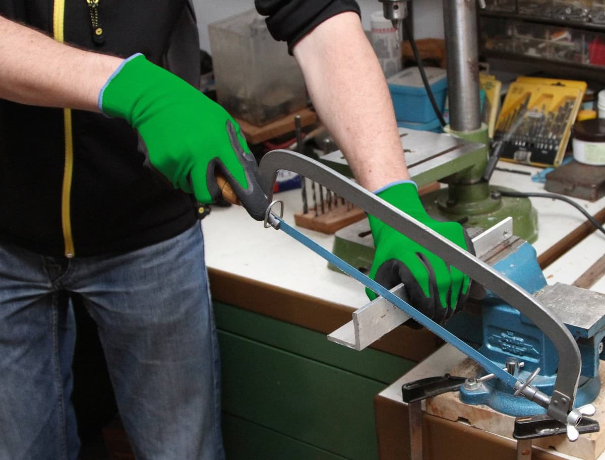 Rękawice robocze SmoothGrip zielone lateks rozmiar 10 Kerbl