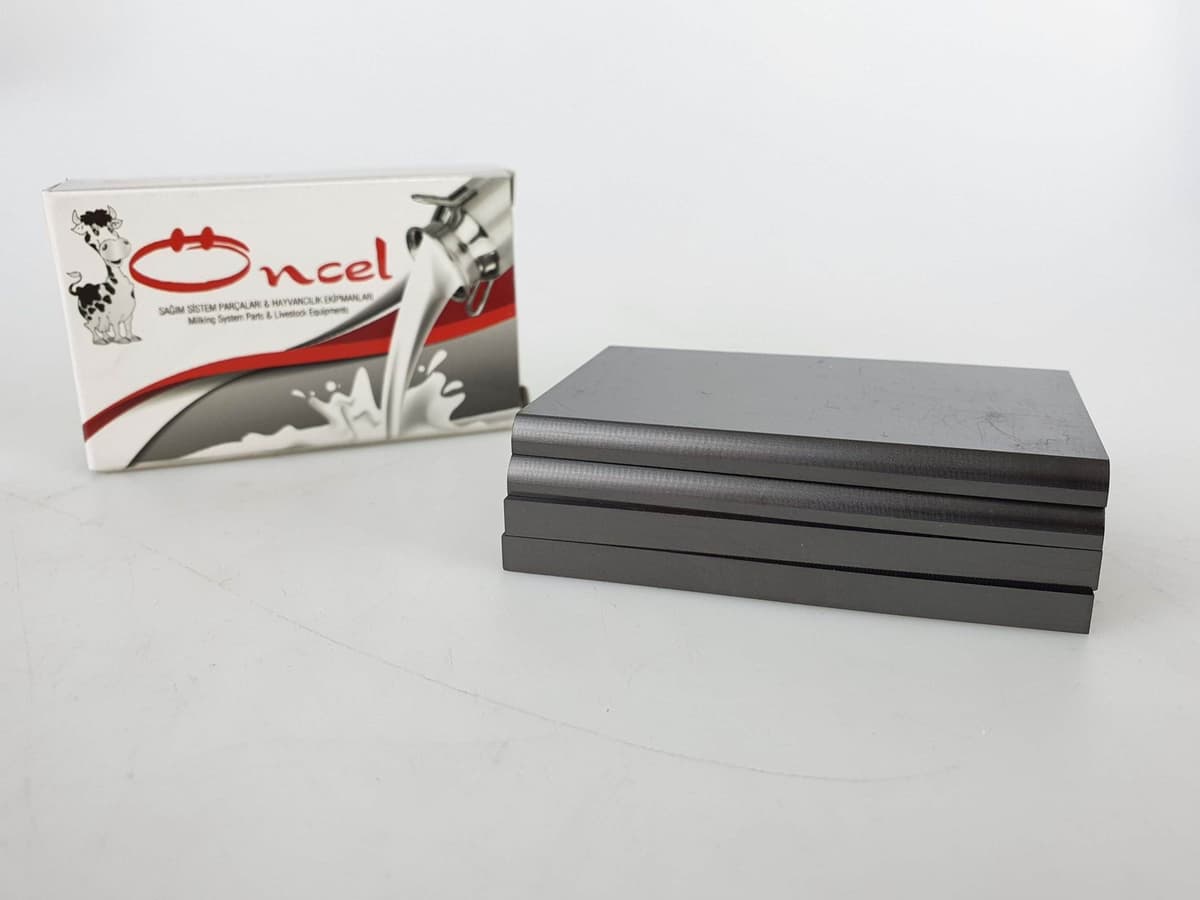 Łopatki grafitowe do pompy podciśnienia dojarki mobilnej Canagri