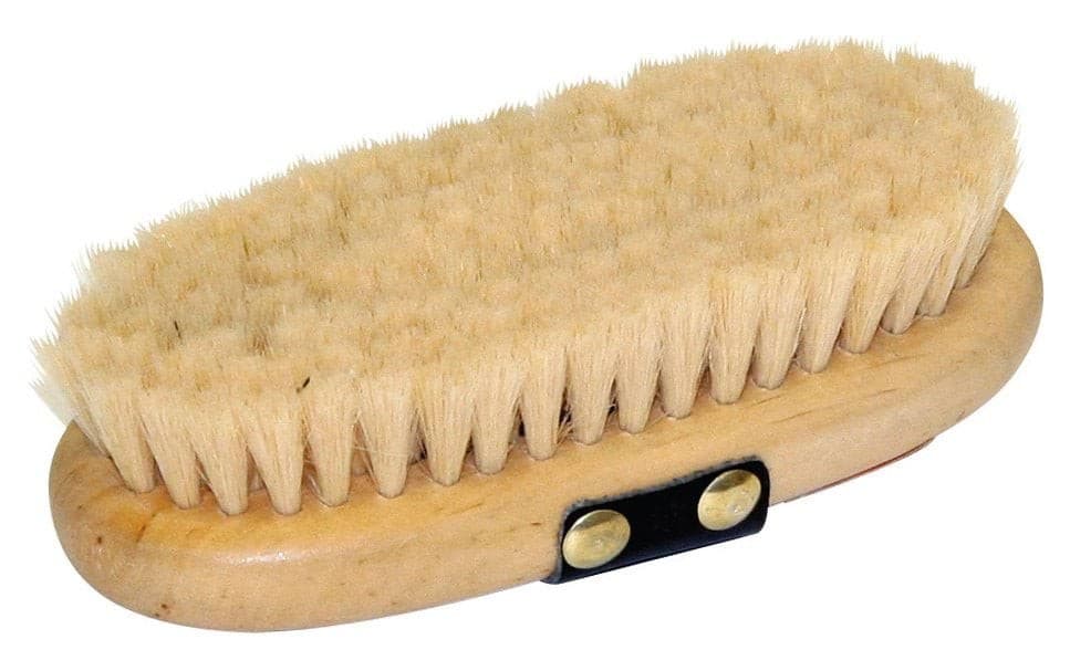 Szczotka dla konia Brush&Co miękka drewniana ze szlufką 8,5 cm