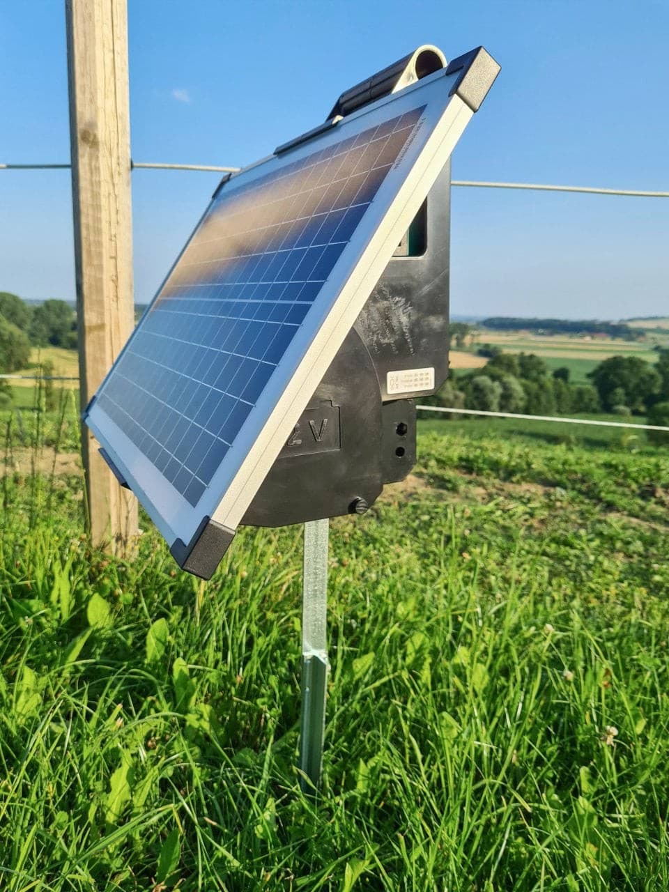 Elektryzator solarny TITAN S 4200, 4.2 J, dla zwierząt, Kerbl