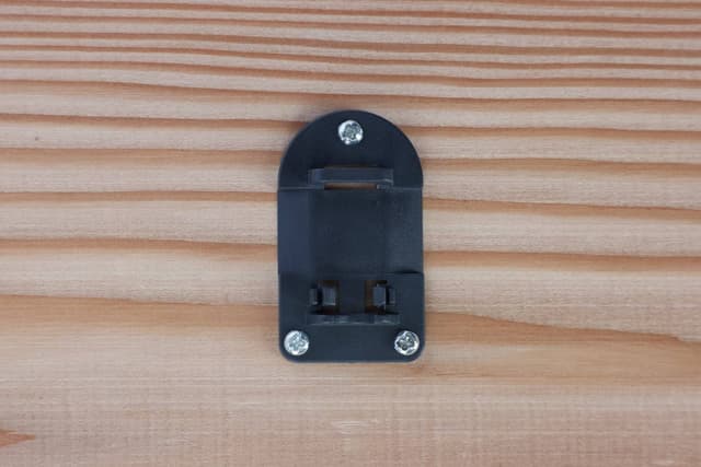 Łączniki ogrodzenia do elektrycznego ogrodzenia przeciw ślimakom SnailStop, 2 szt., Kerbl