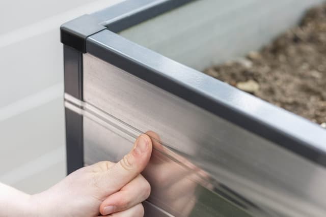 Taśma ogrodzeniowa do elektrycznego ogrodzenia przeciw ślimakom SnailStop, 10 m, Kerbl