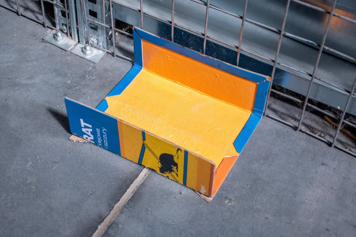 Pułapka klejowa XL na myszy i szczury z wabikiem Extrat 31x21 cm